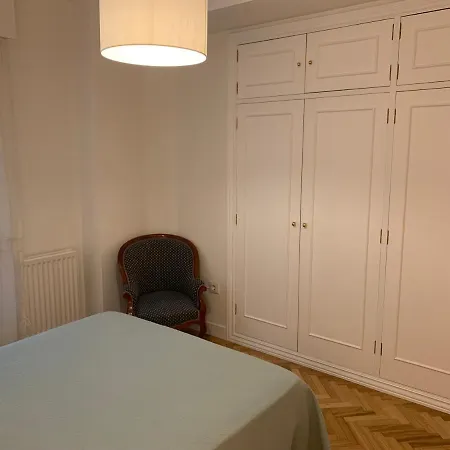 CASA MARA , amplio piso con plaza de garaje