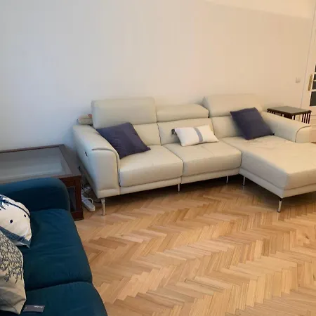 Apartamento CASA MARA , amplio piso con plaza de garaje