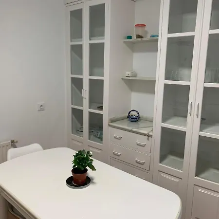 Apartamento CASA MARA , amplio piso con plaza de garaje